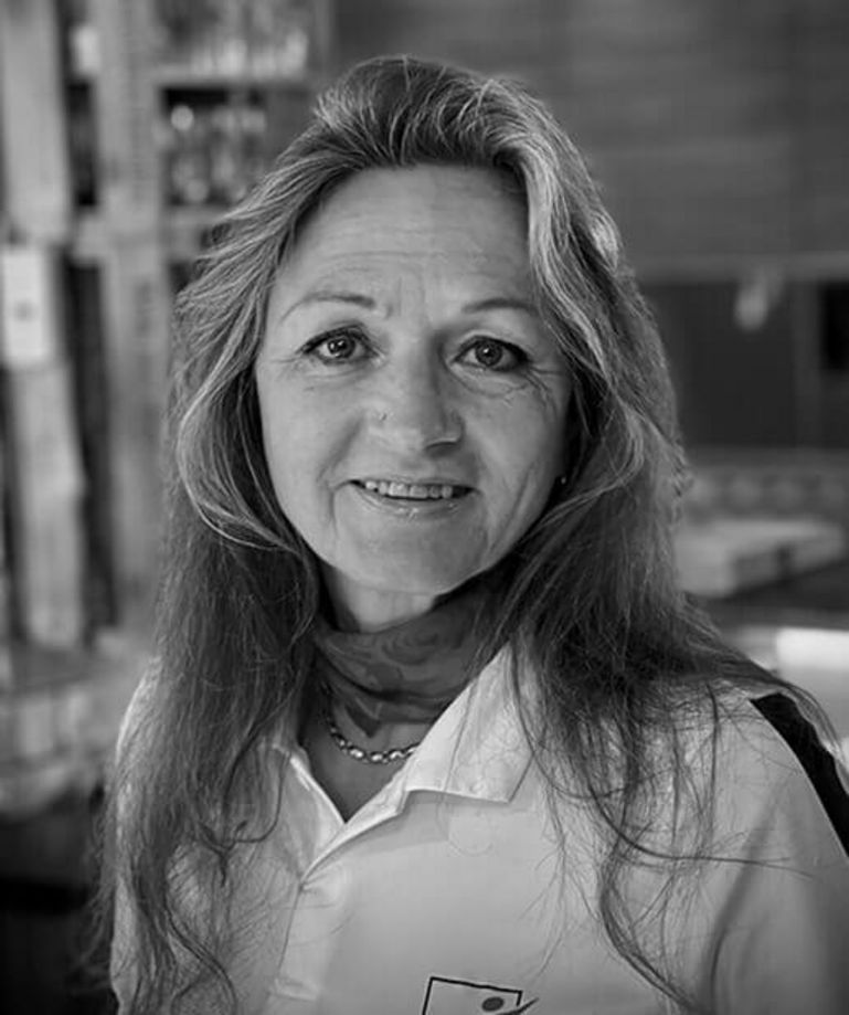 Angelika Bähr