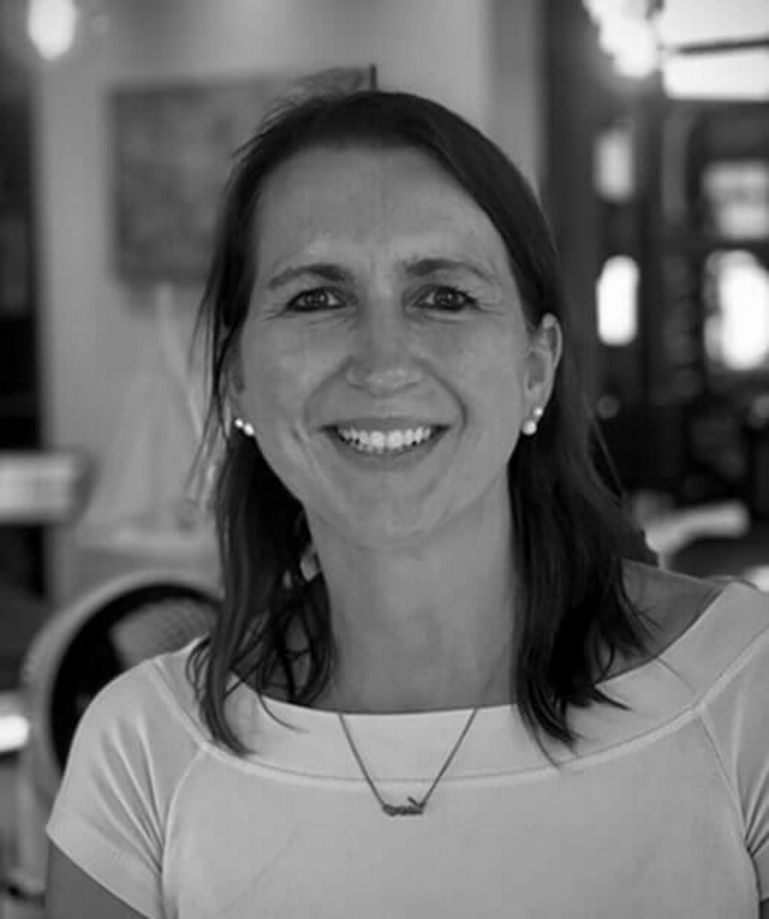 Corinna Distel